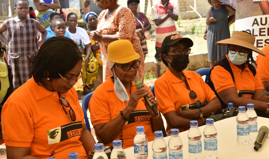 ABIDJAN CLUB CELEBRATES 16 DAYS OF ACTIVISM AT BINGERVILLE MARKET