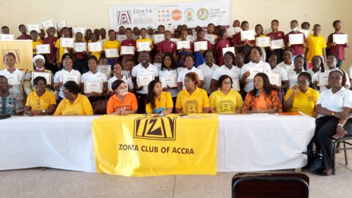 Zonta club of Accra 1 : Abokobi reproductive health training