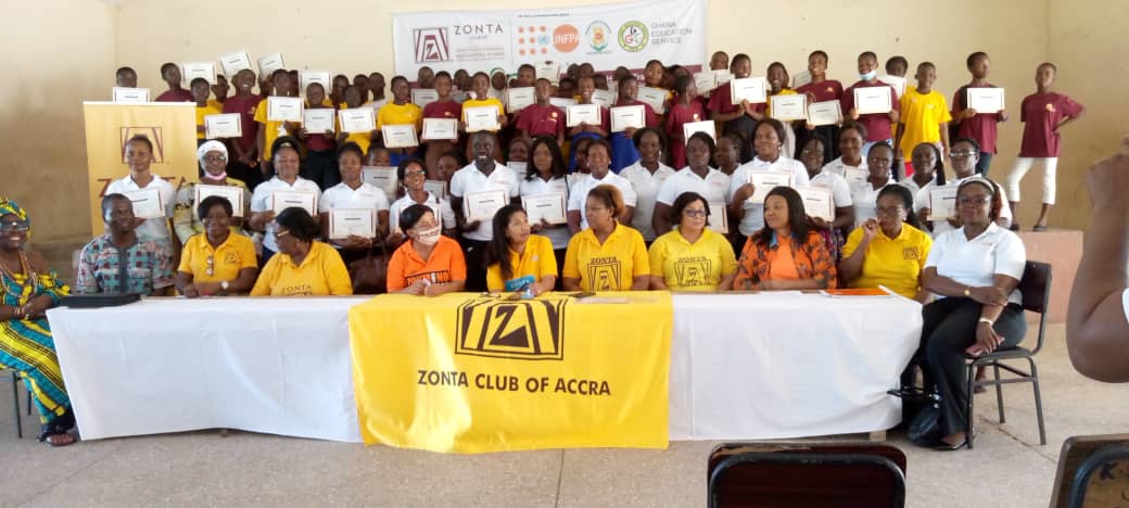 Zonta club of Accra 1 : Abokobi reproductive health training