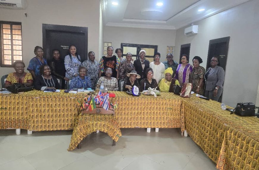 Zonta Club of Ibadan 2 : The Nigerian Past International President was present at a meeting
