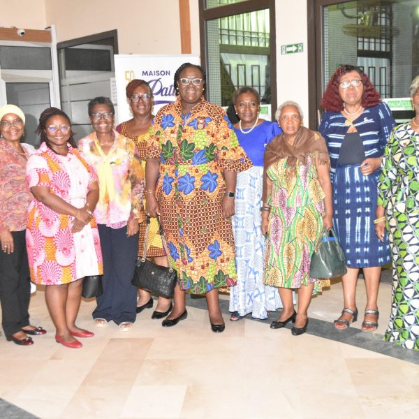 Visite de Mme le Gouverneur du District 18 au zonta club d&rsquo;Abidjan du 23 au 25 mai 2025